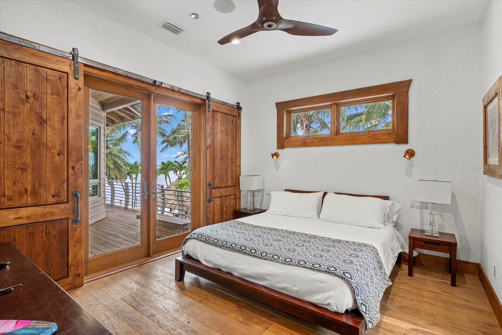 BAY BEACH - Residential Income