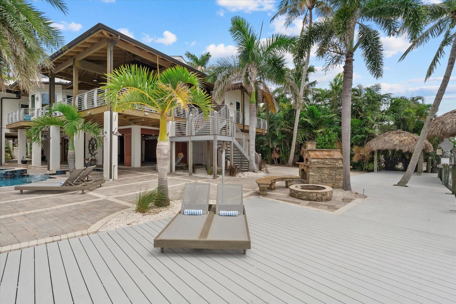 BAY BEACH - Residential Income