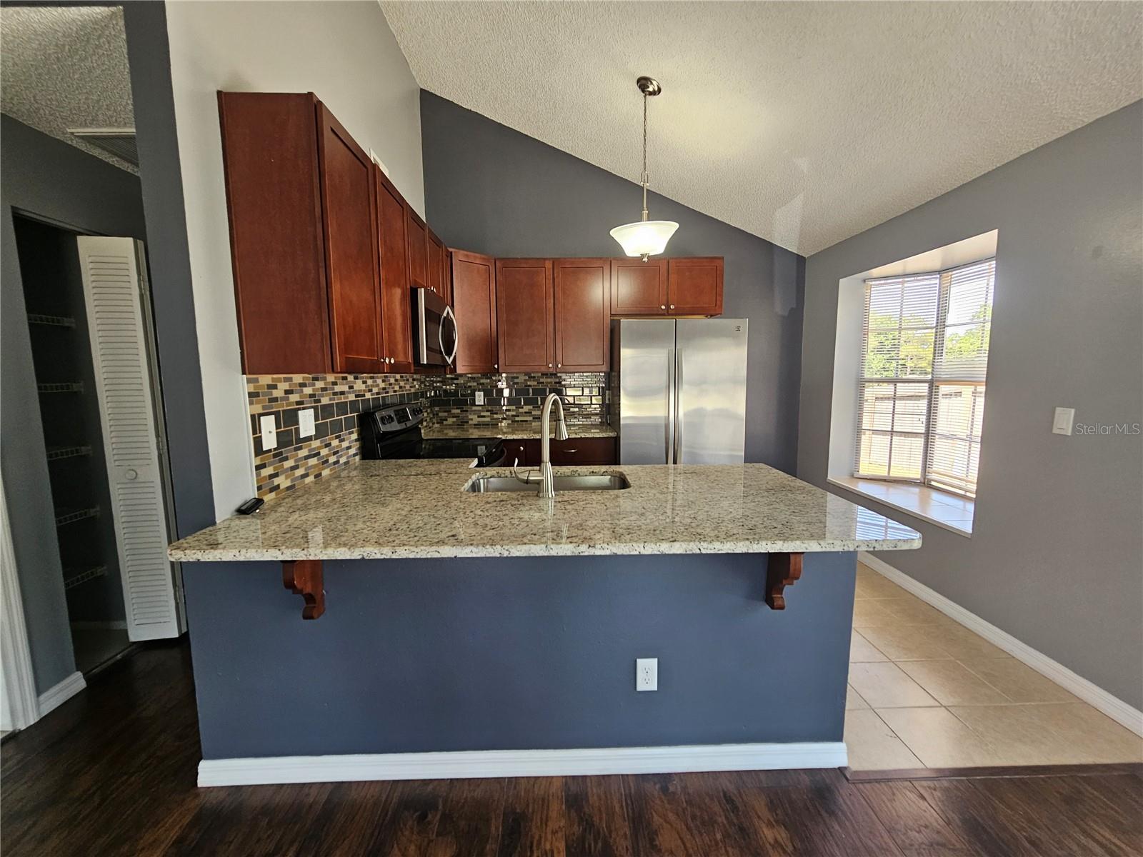 LAKE ST GEORGE SOUTH UNIT II - Residential Lease