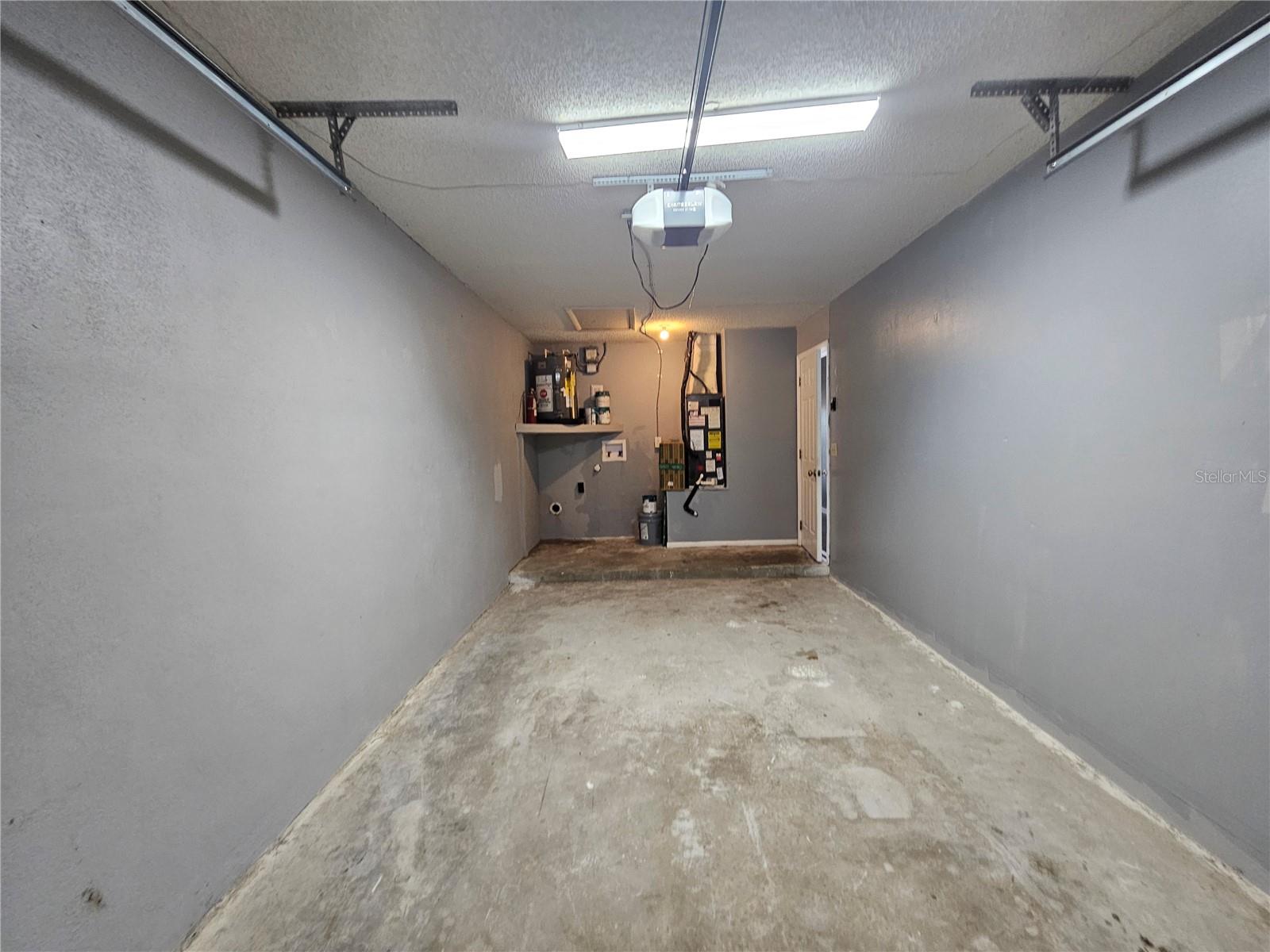 LAKE ST GEORGE SOUTH UNIT II - Residential Lease
