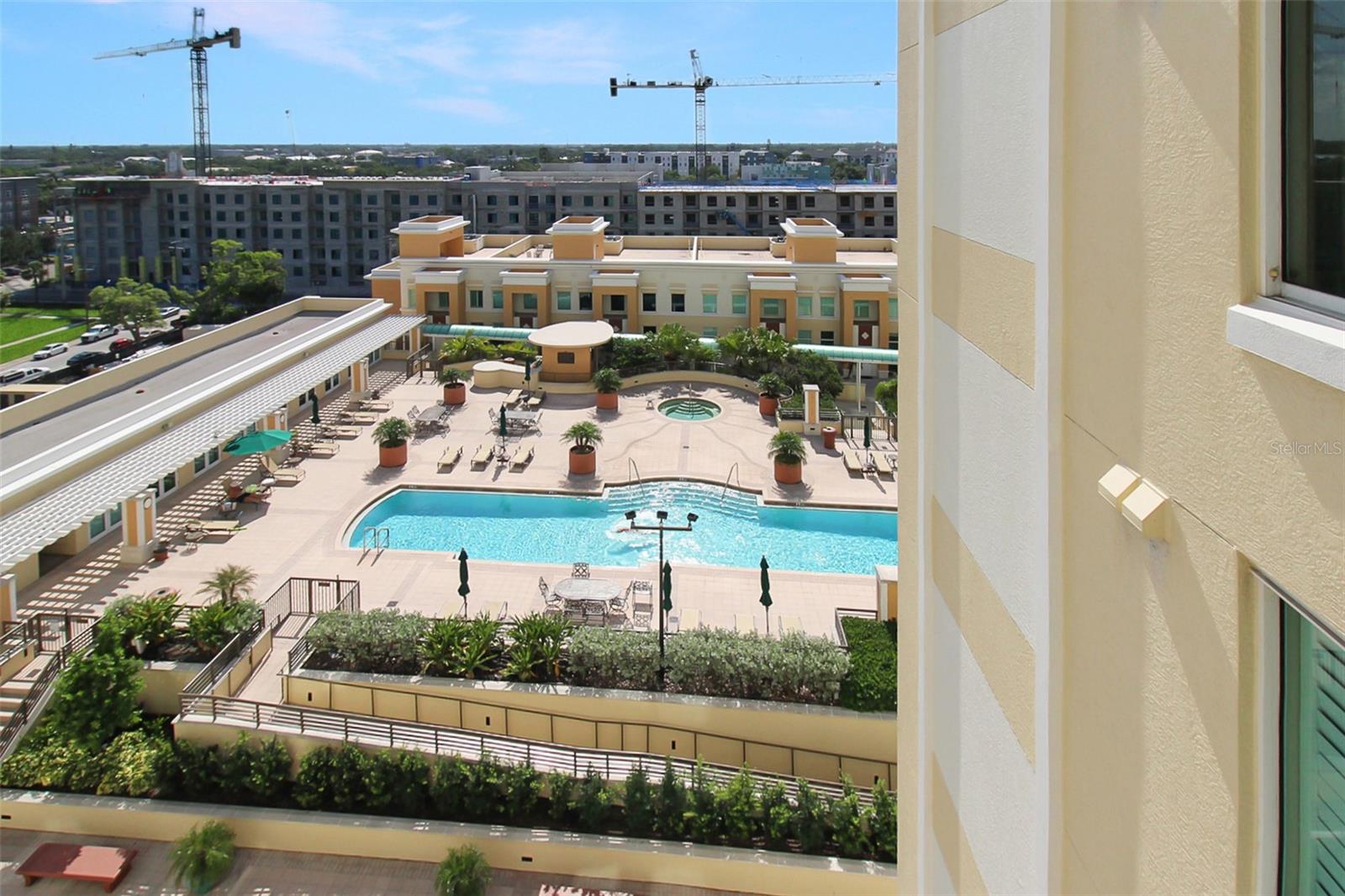 ALINARI - Residential Lease