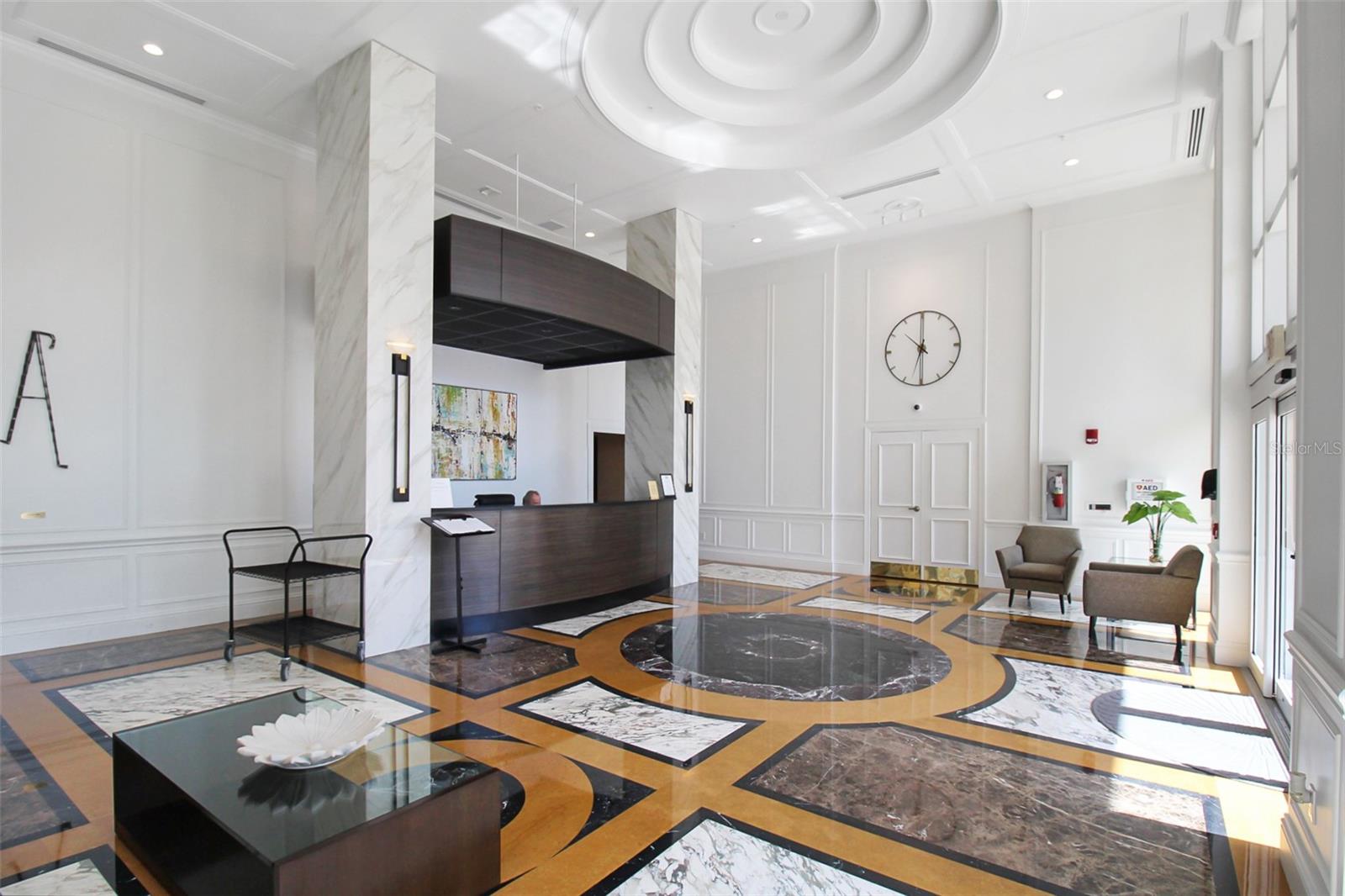 ALINARI - Residential Lease
