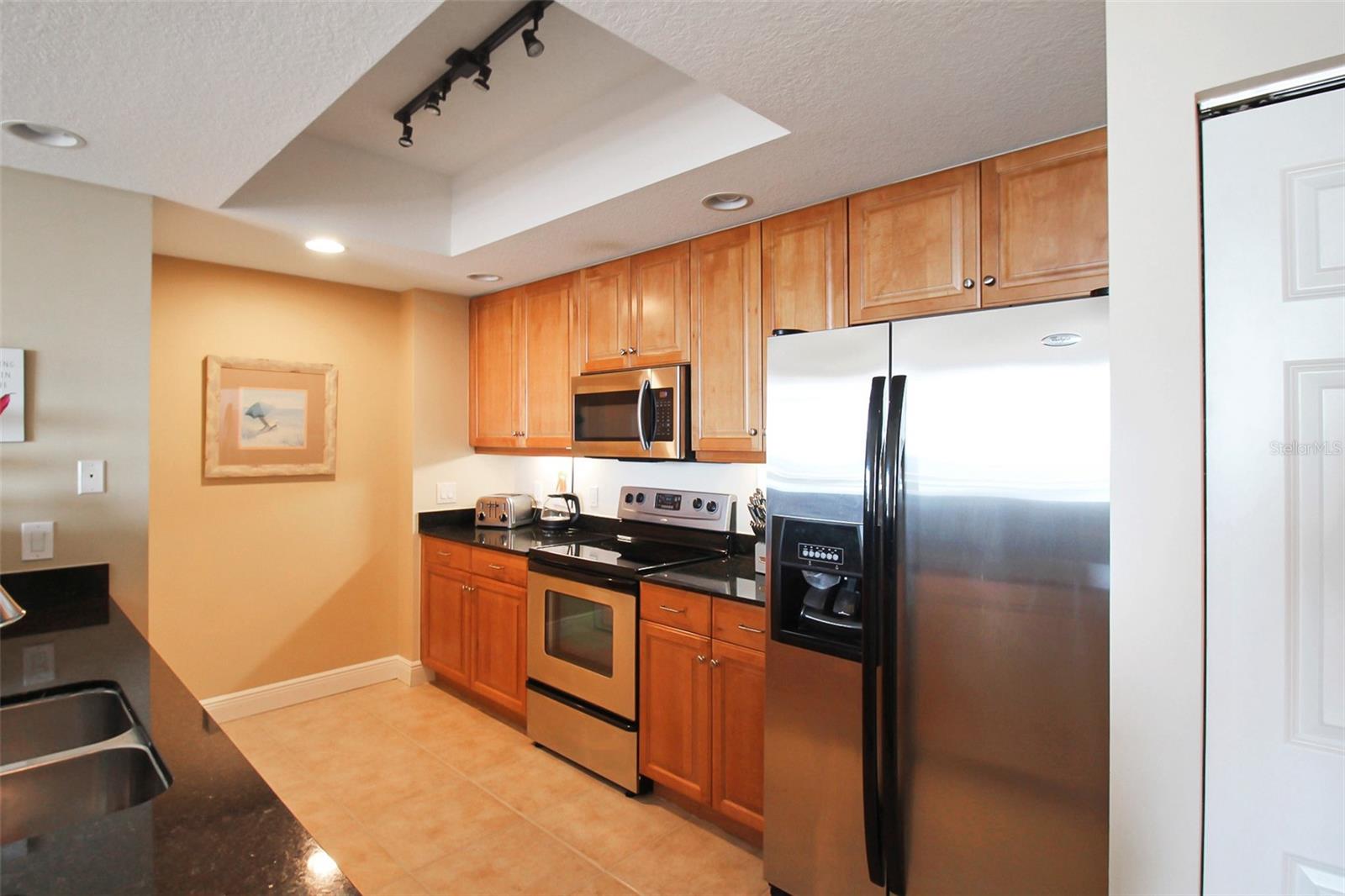 ALINARI - Residential Lease