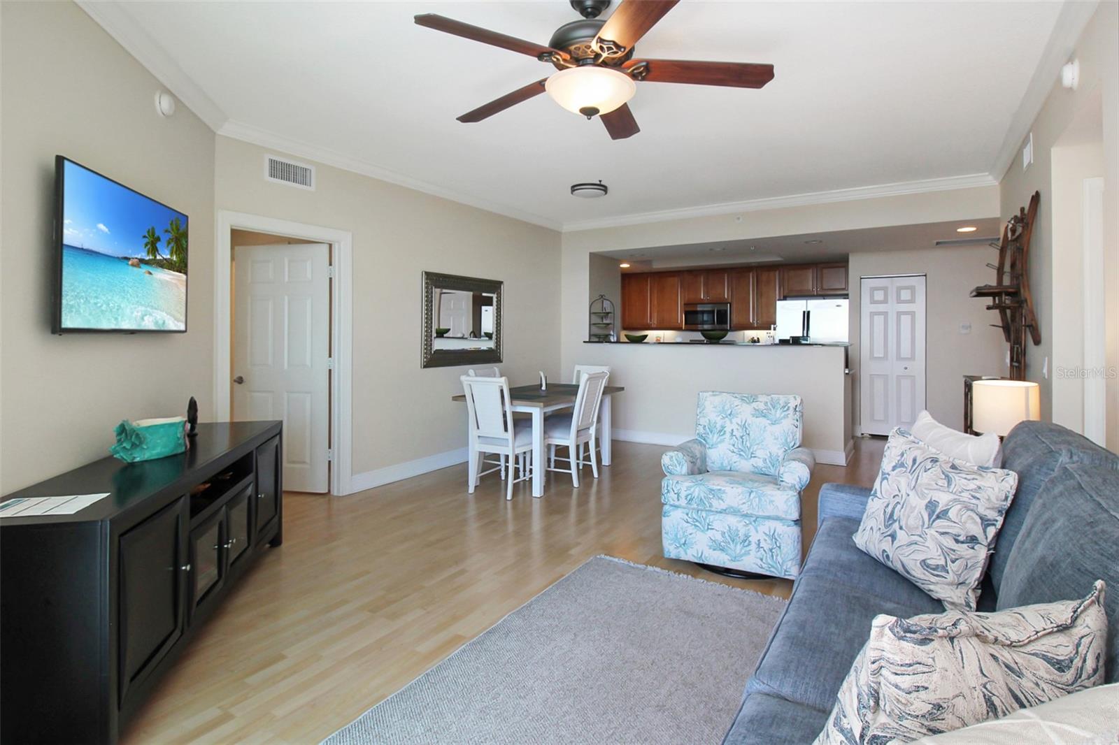 ALINARI - Residential Lease