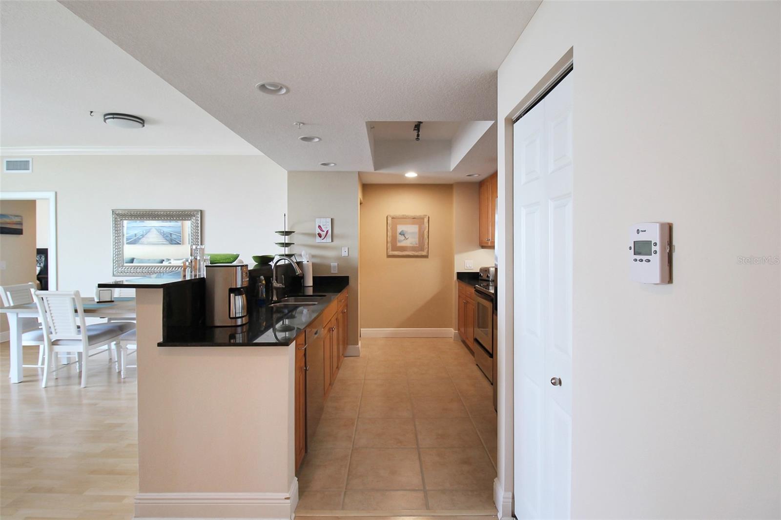 ALINARI - Residential Lease
