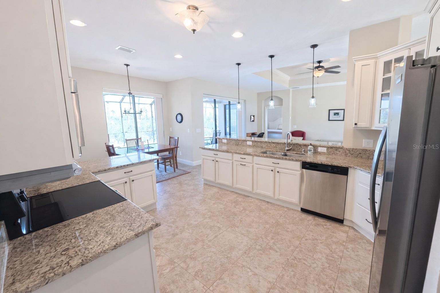 ROTONDA SANDS - Residential