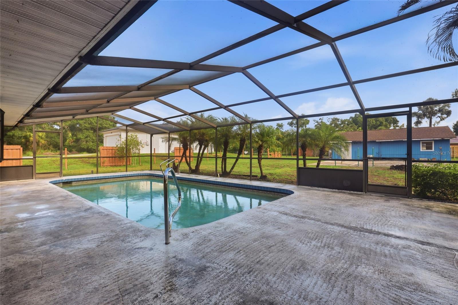 ACREAGE & UNREC - Residential