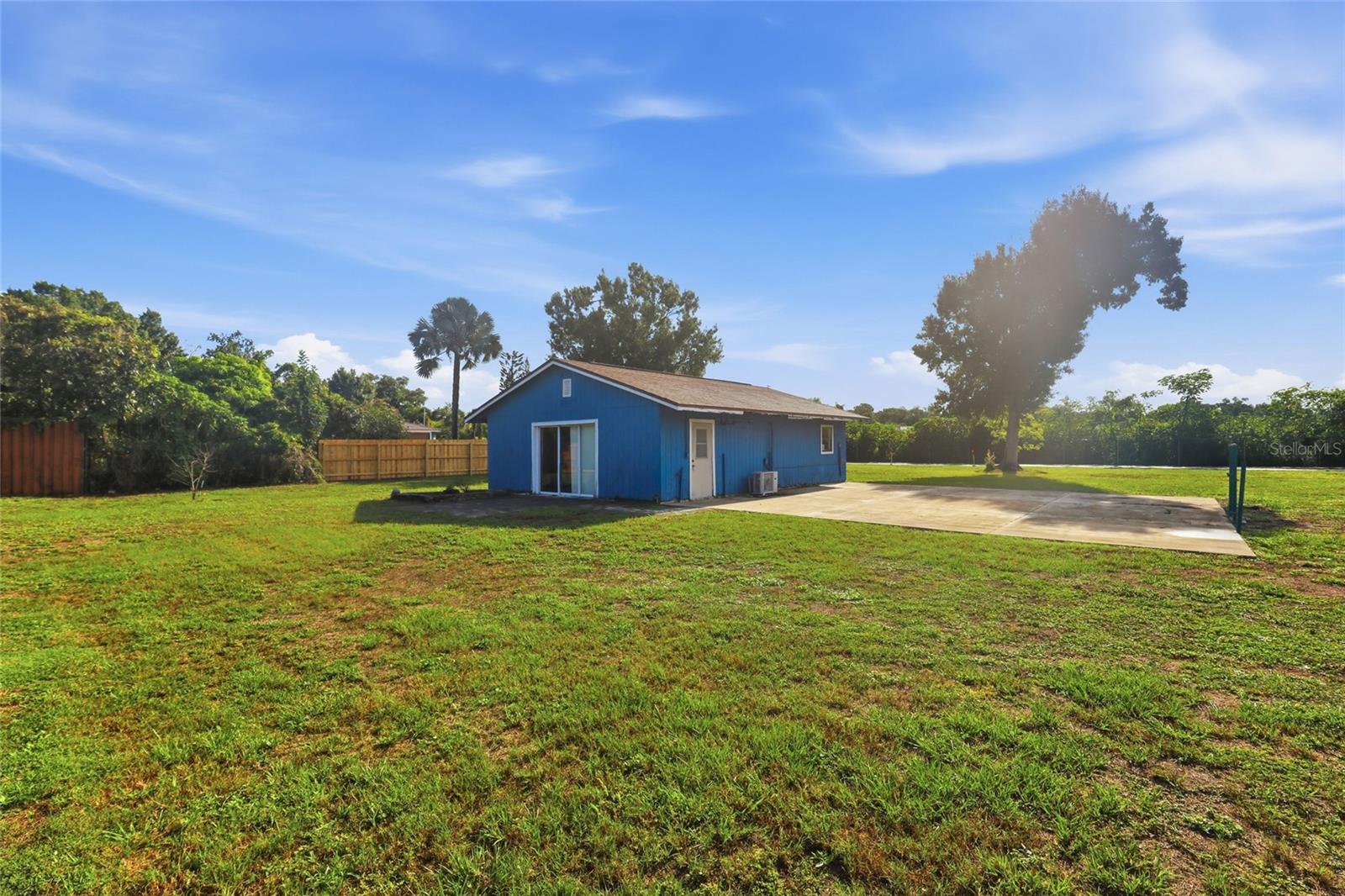 ACREAGE & UNREC - Residential
