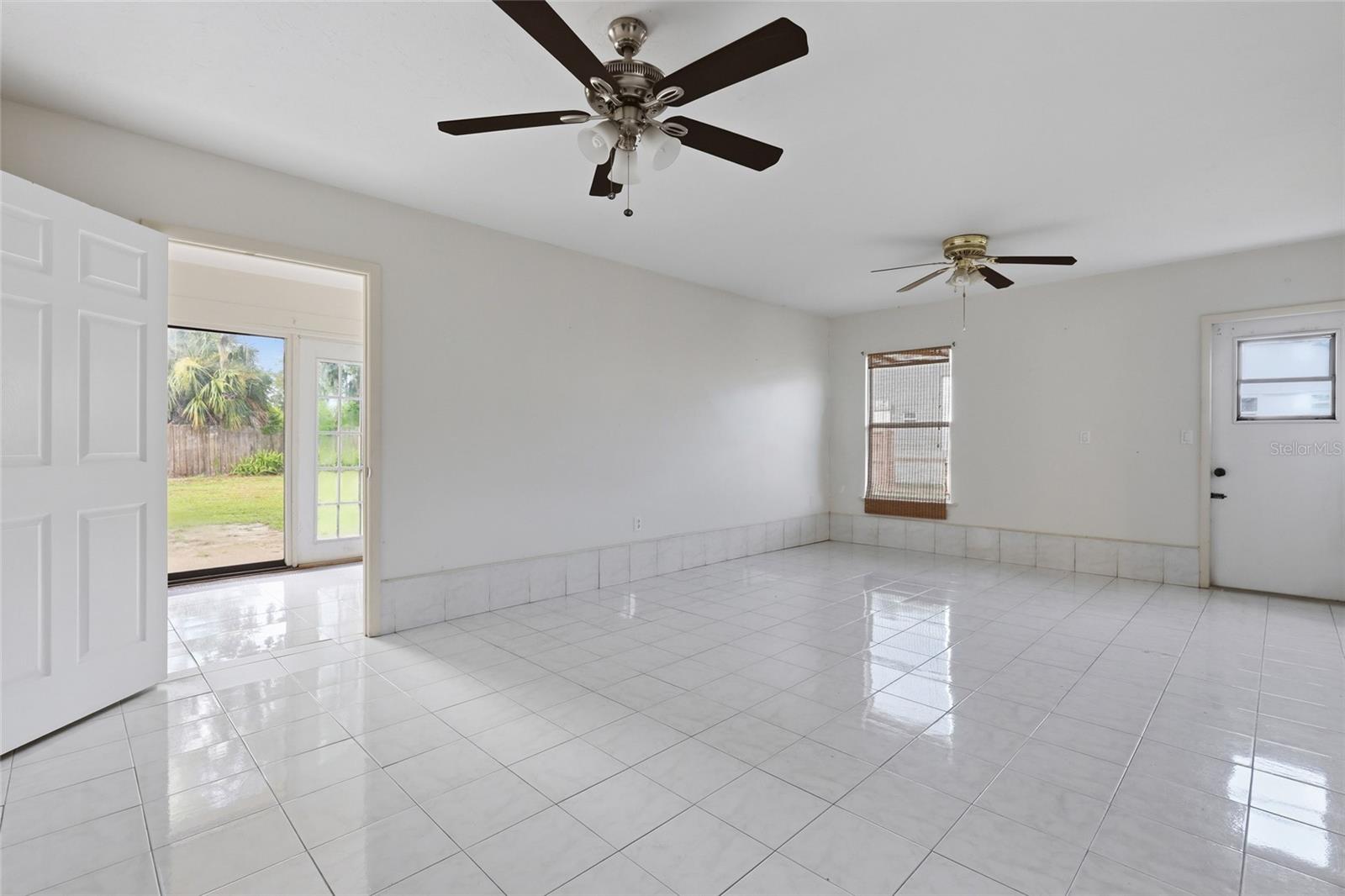 ACREAGE & UNREC - Residential