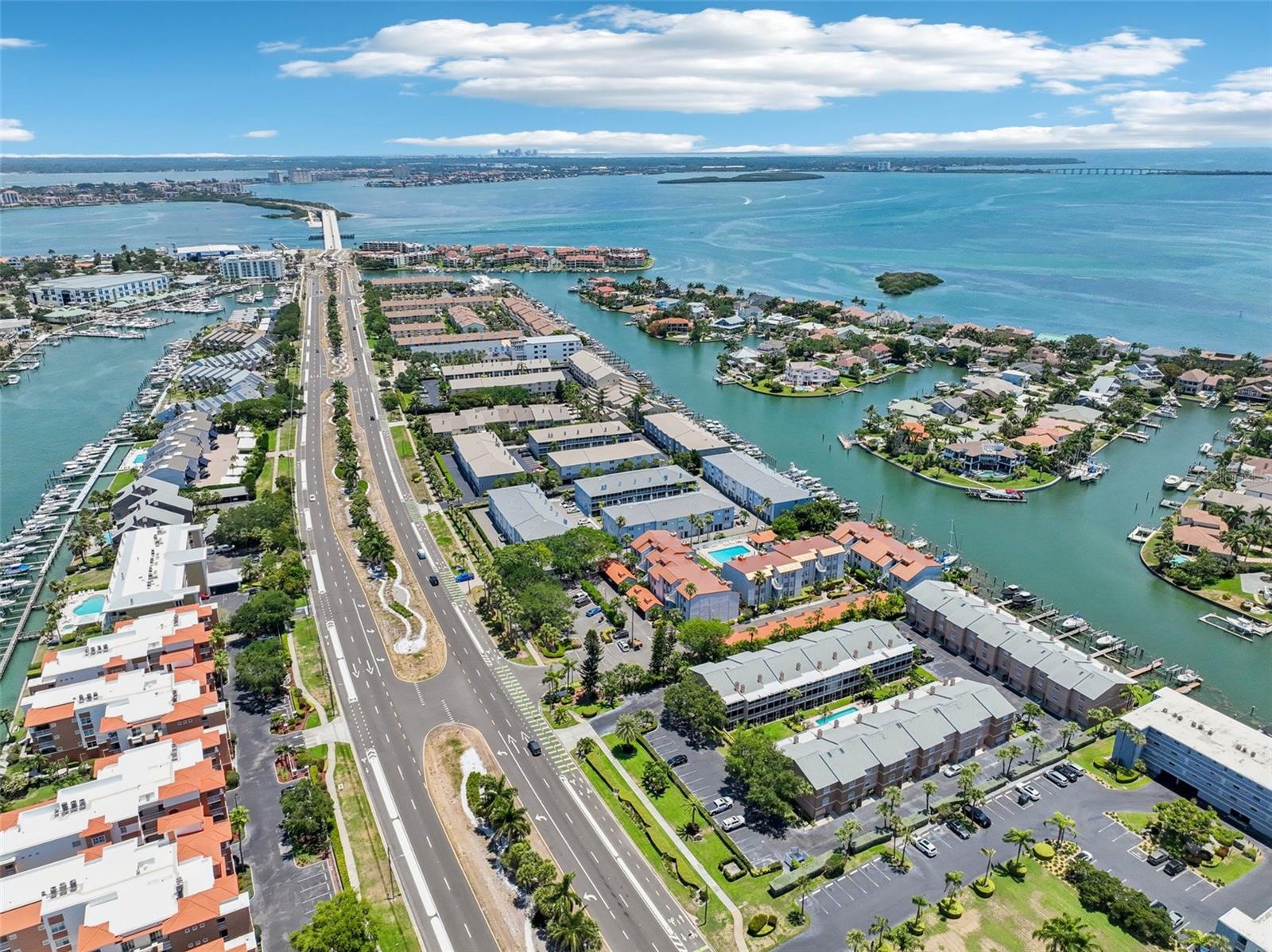 PALM ISLAND TOWNHOMES - Residential Lease