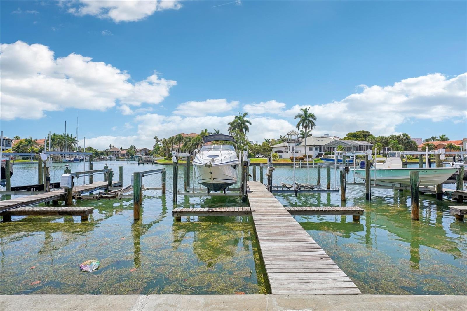 PALM ISLAND TOWNHOMES - Residential Lease