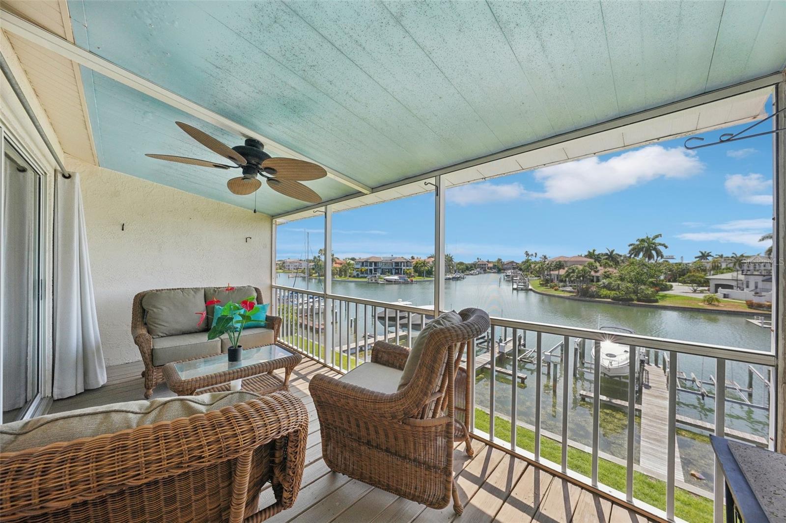 PALM ISLAND TOWNHOMES - Residential Lease