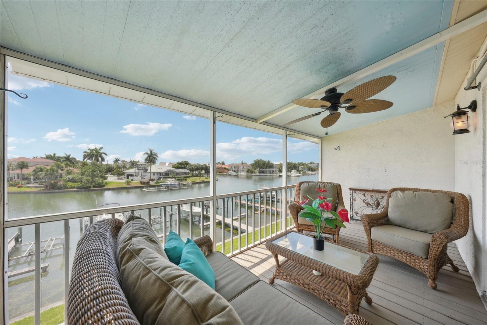 PALM ISLAND TOWNHOMES - Residential Lease
