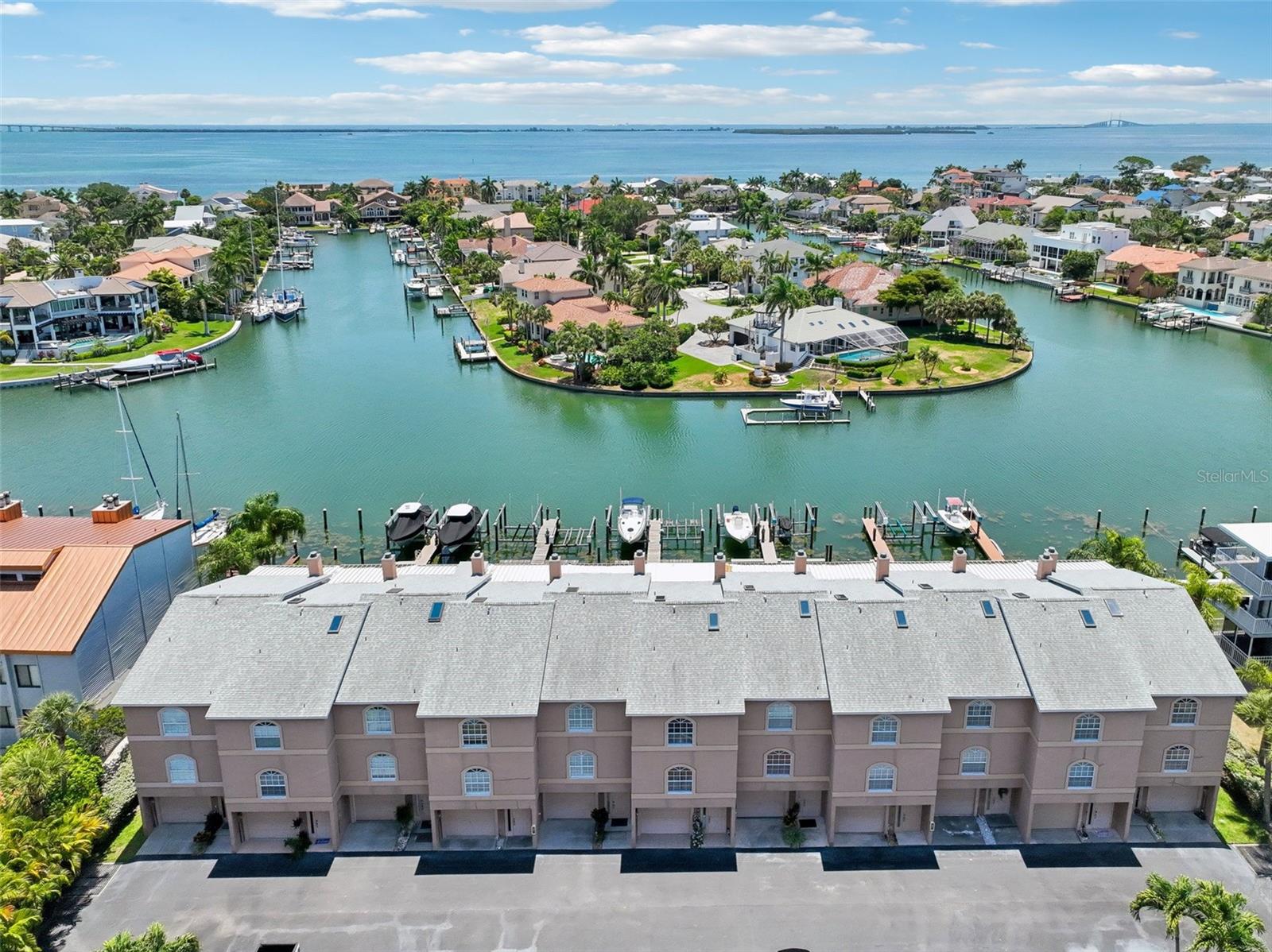 PALM ISLAND TOWNHOMES - Residential Lease