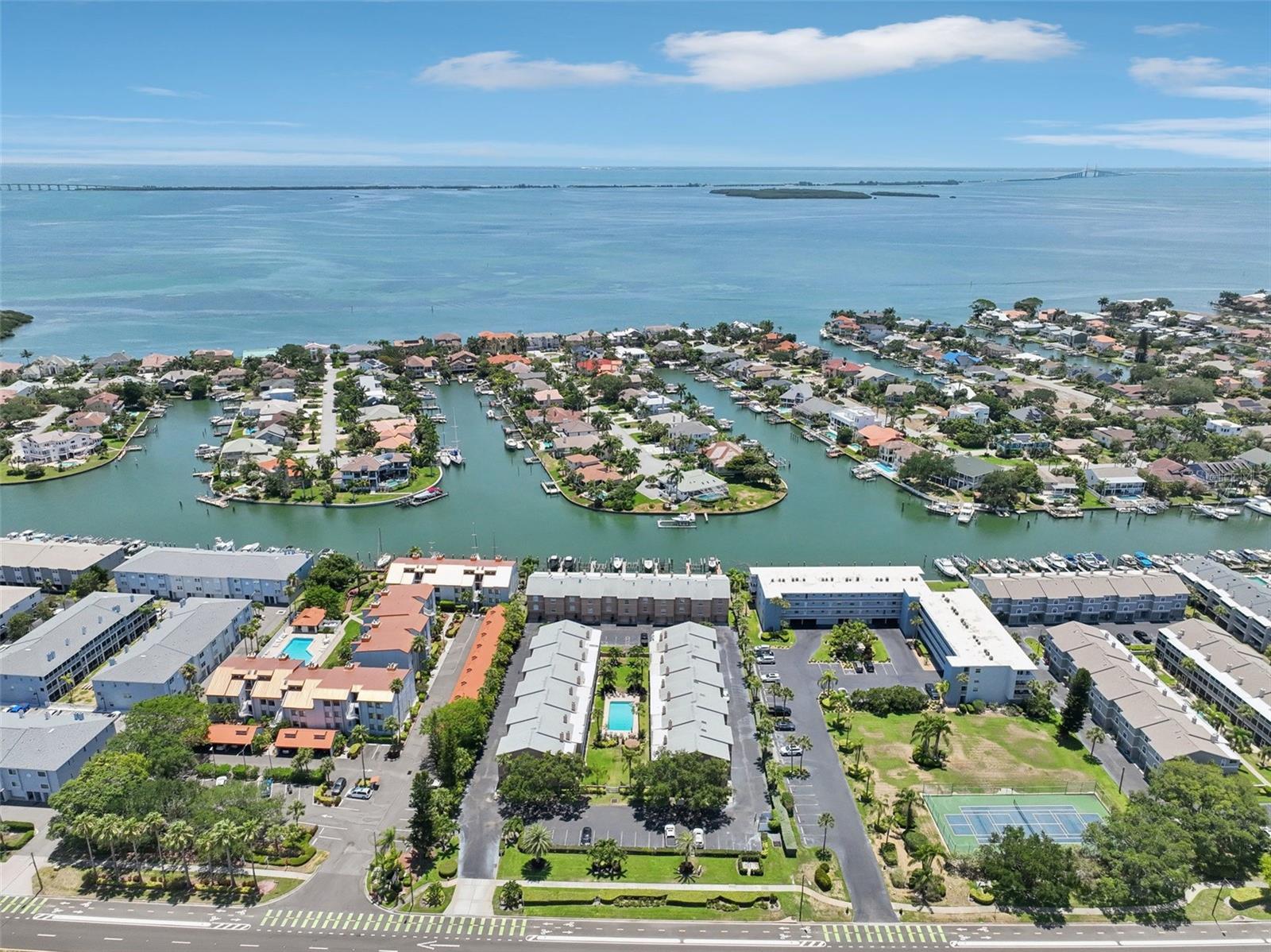 PALM ISLAND TOWNHOMES - Residential Lease