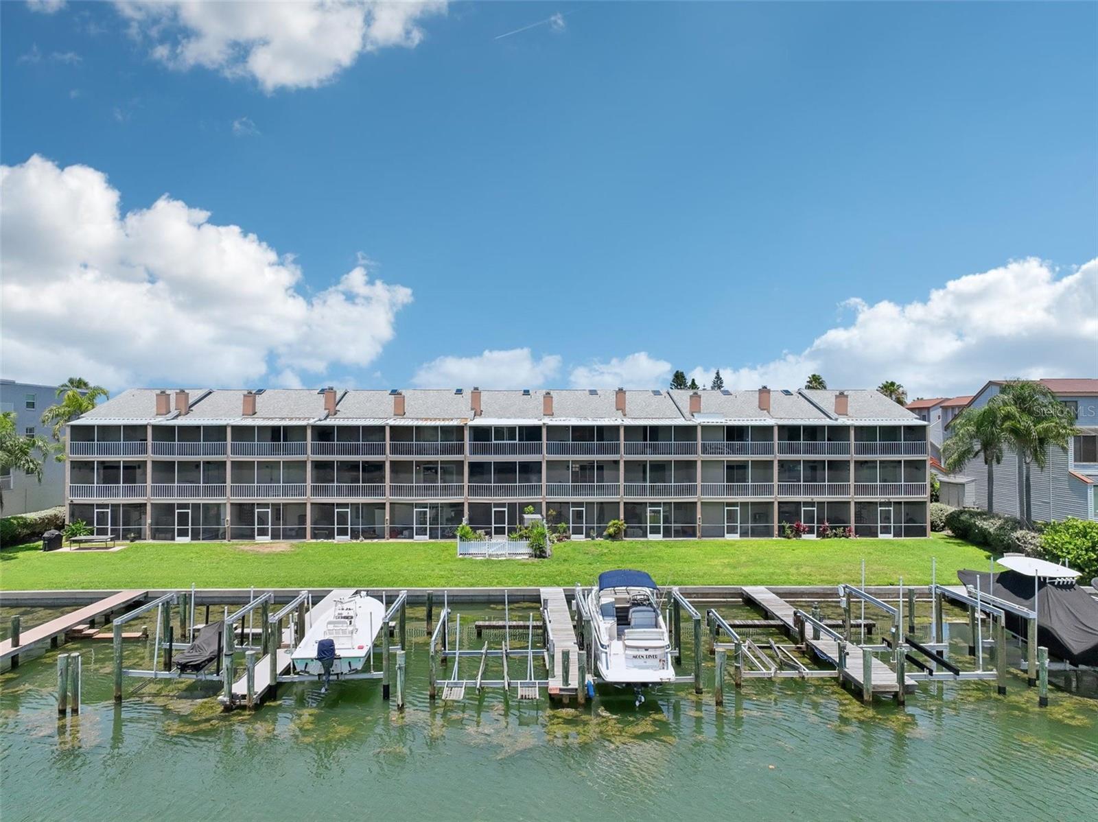 PALM ISLAND TOWNHOMES - Residential Lease