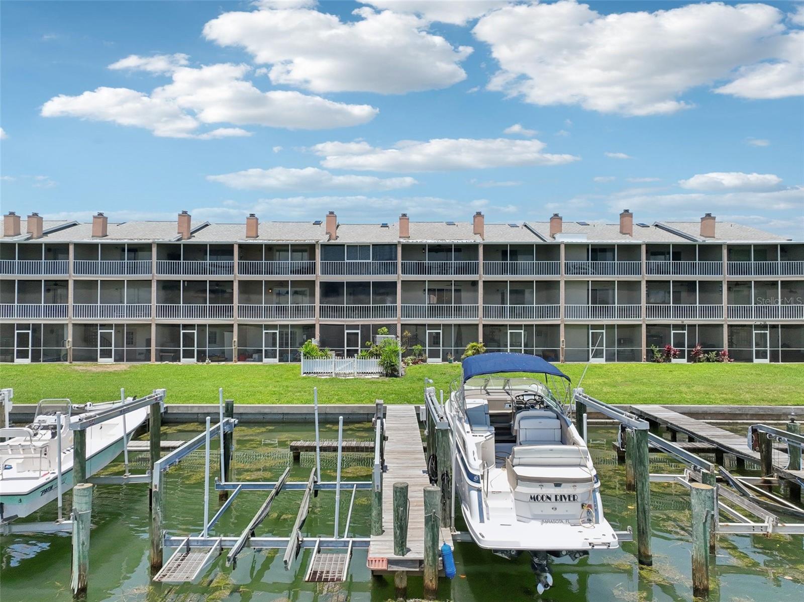 PALM ISLAND TOWNHOMES - Residential Lease