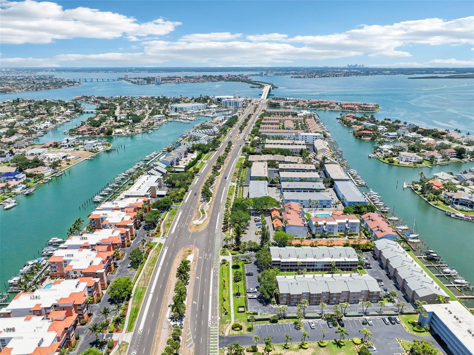 PALM ISLAND TOWNHOMES - Residential Lease