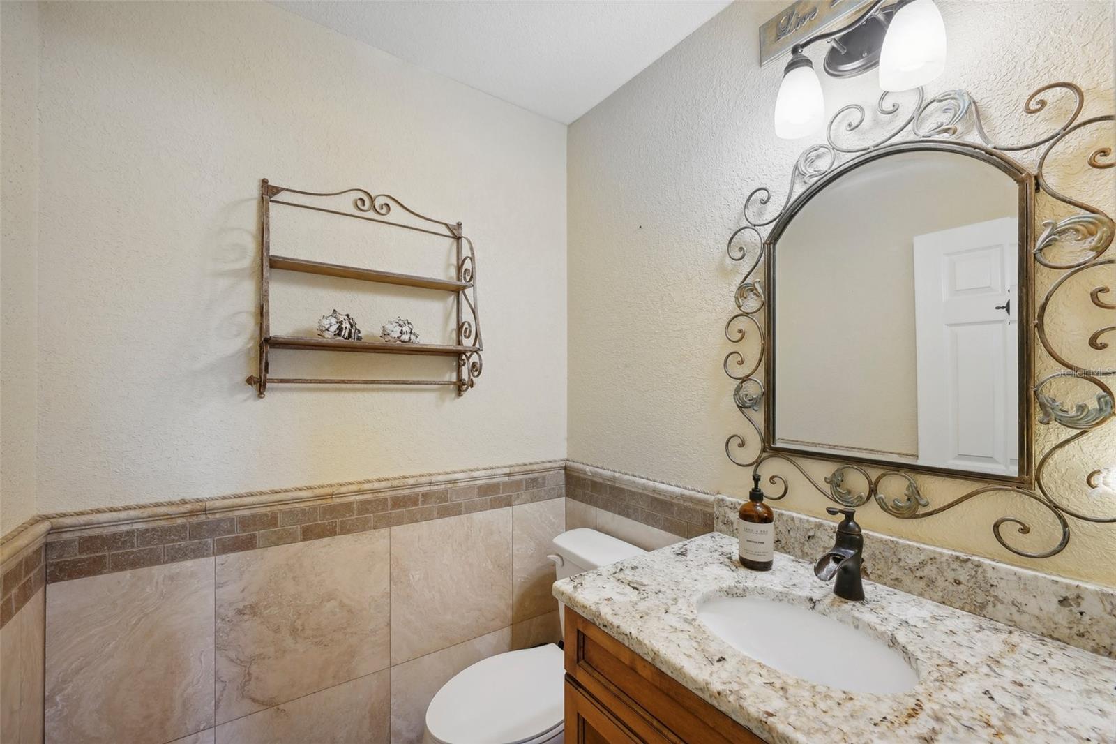 PALM ISLAND TOWNHOMES - Residential Lease