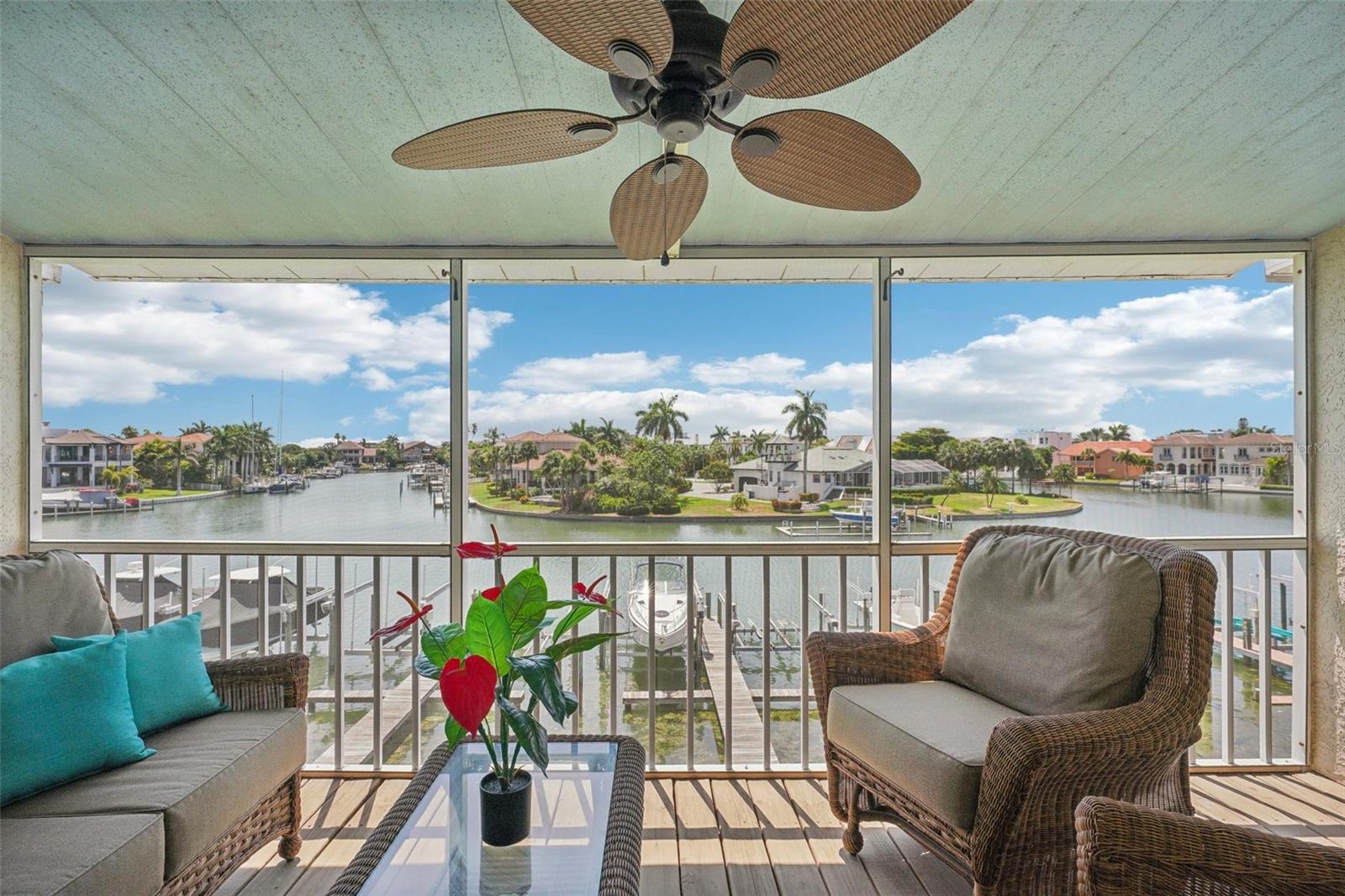 PALM ISLAND TOWNHOMES - Residential Lease
