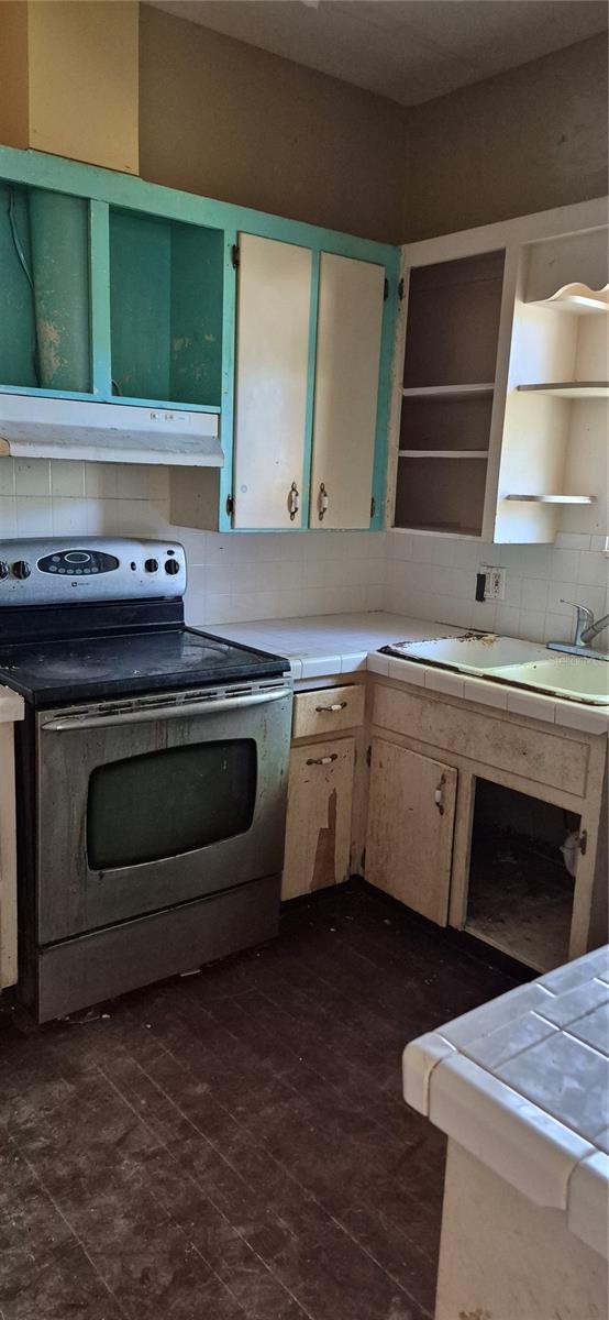 UNINCORPORATED 5949 A - Residential