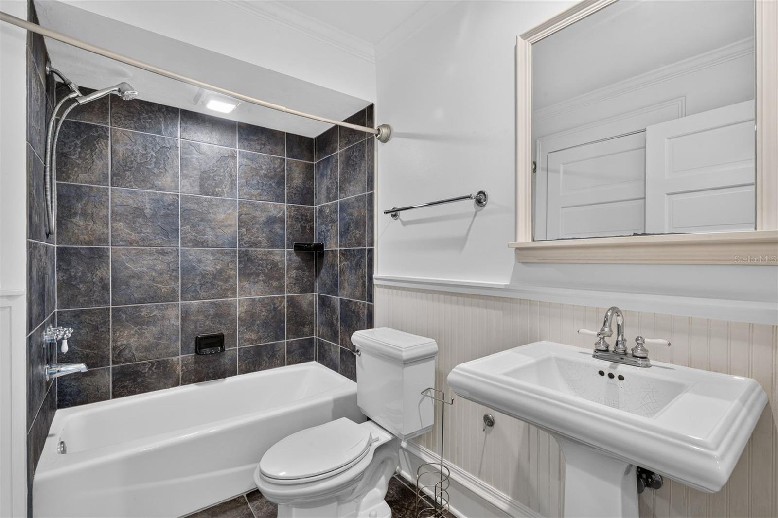 GAINESVILLE ROPERS ADD - Residential
