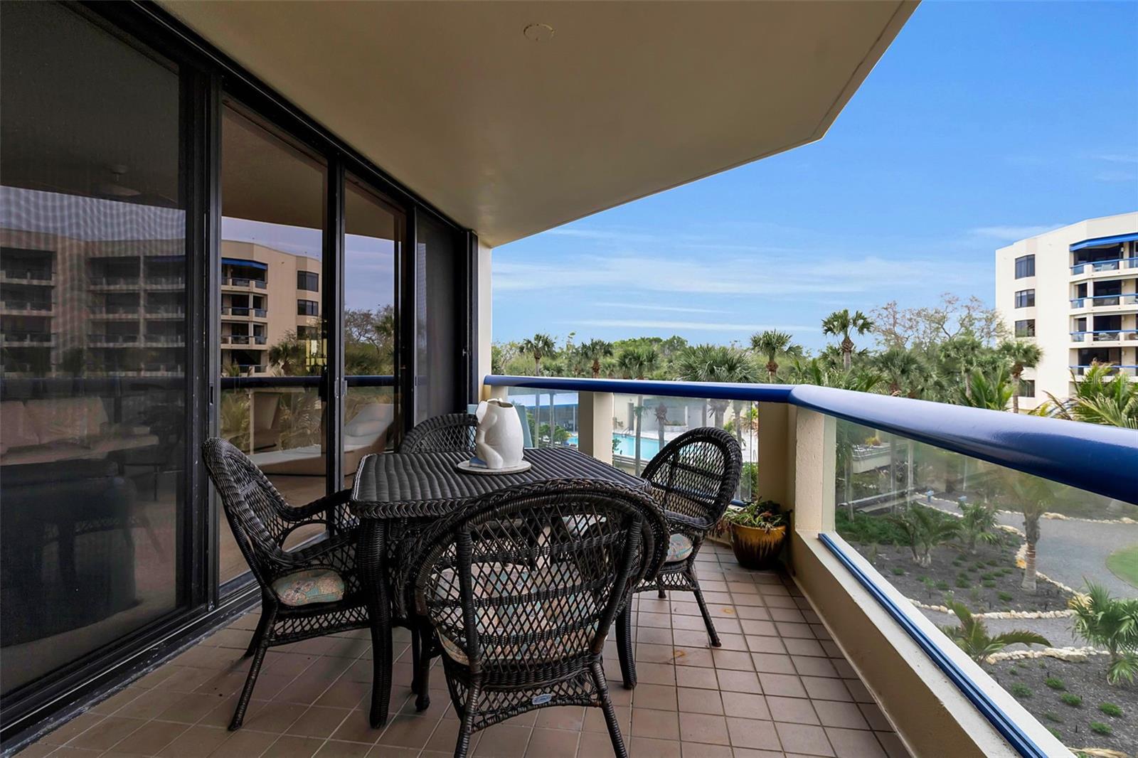 FAIRWAY BAY - Residential