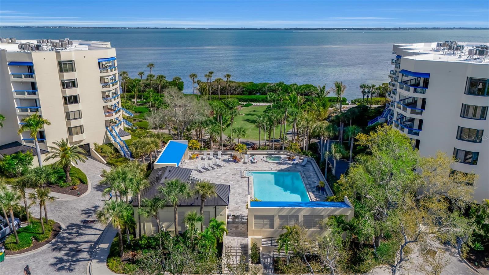 FAIRWAY BAY - Residential