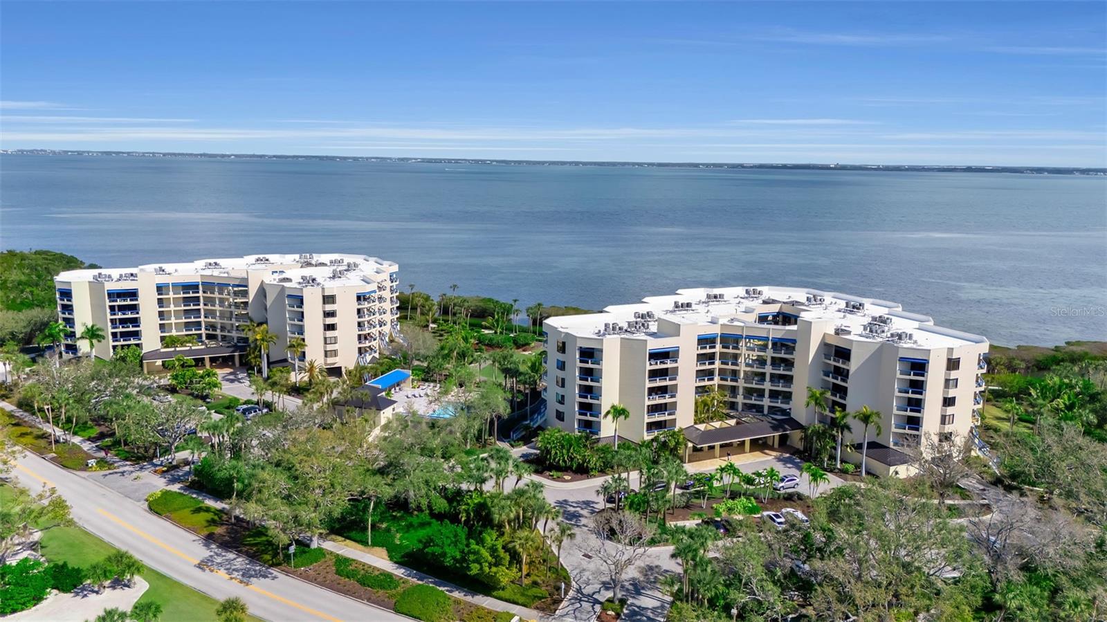FAIRWAY BAY - Residential