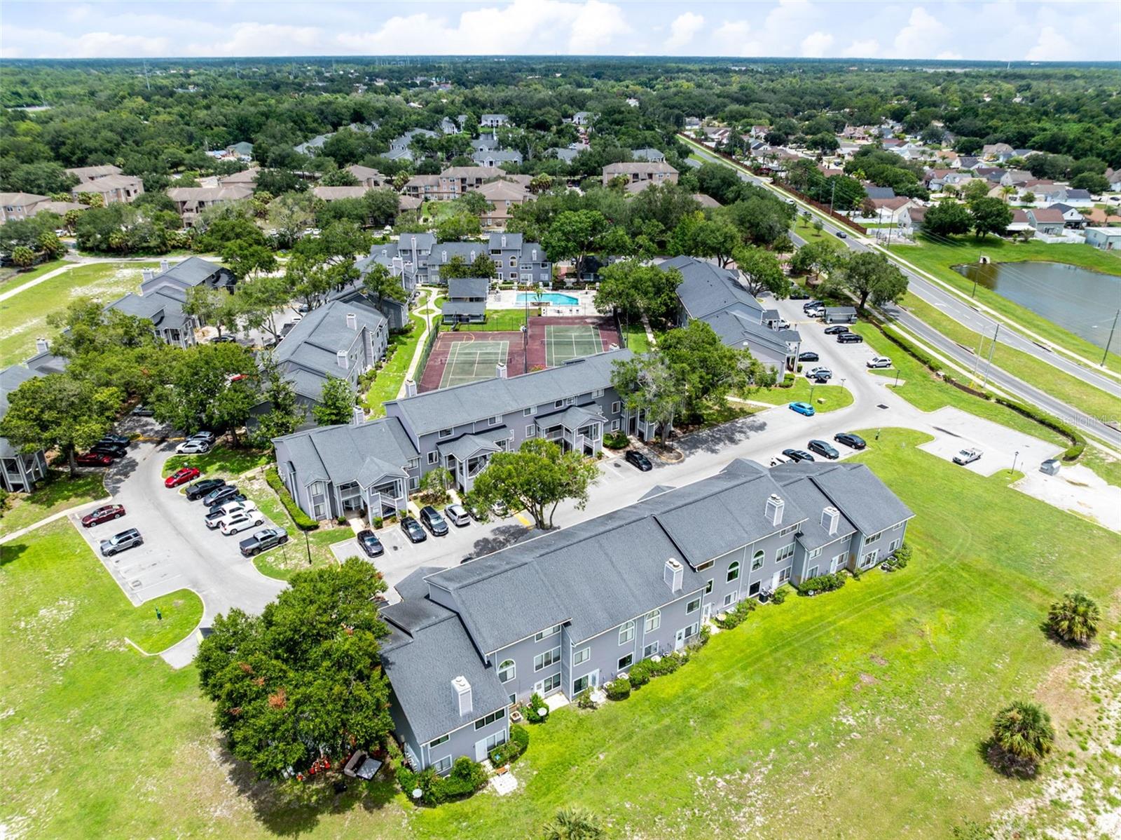 COLONIAL LANDINGS PH 04 - Residential