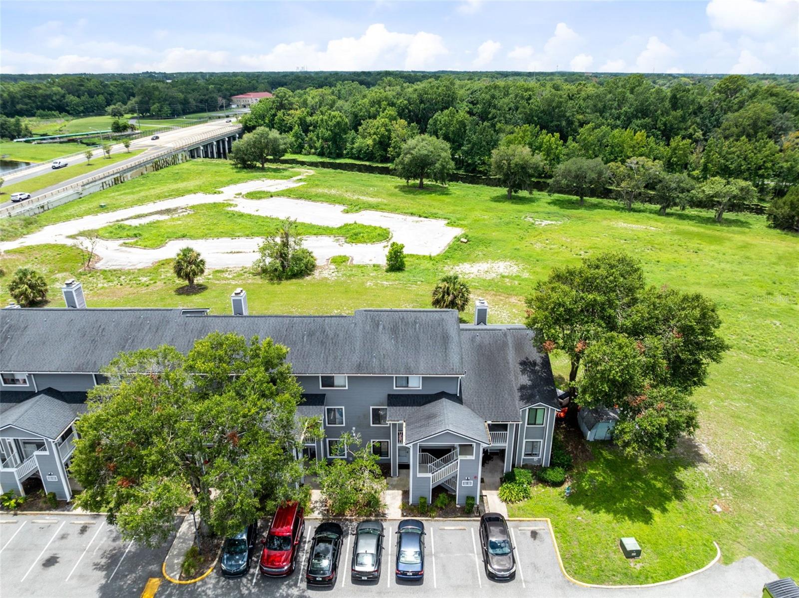 COLONIAL LANDINGS PH 04 - Residential