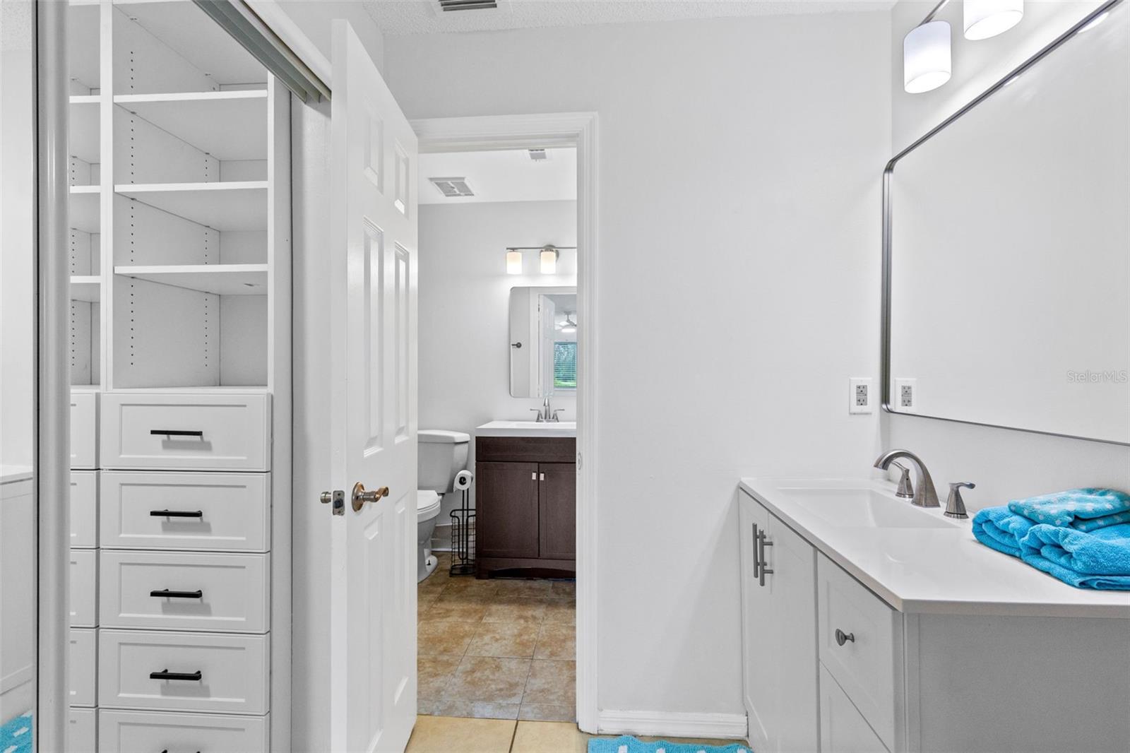 COLONIAL LANDINGS PH 04 - Residential