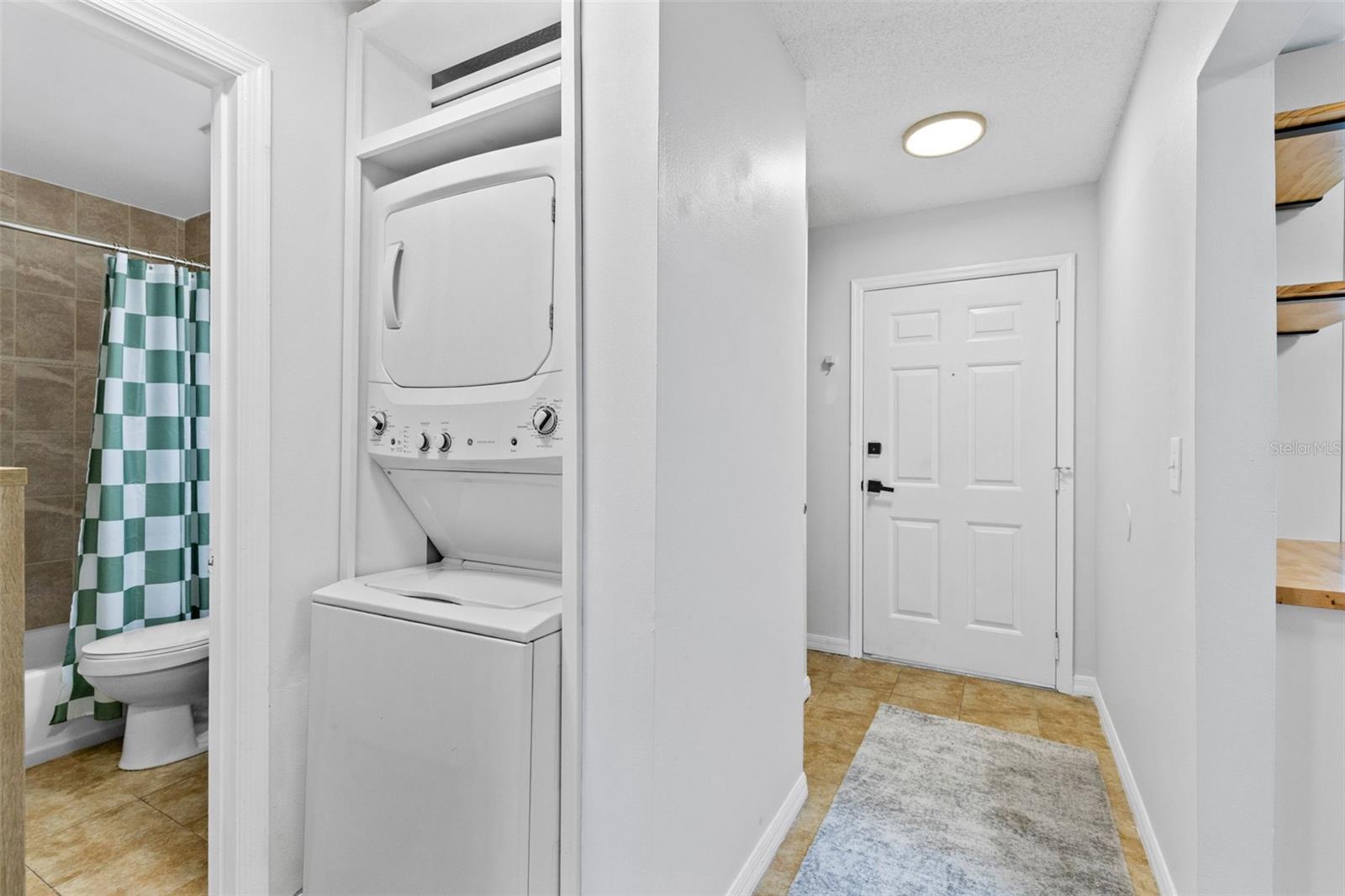 COLONIAL LANDINGS PH 04 - Residential