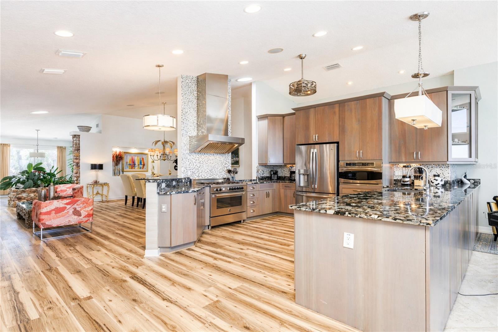 KAHNWAY HEIGHTS - Residential