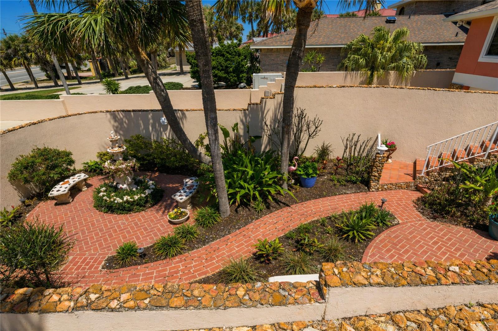 KAHNWAY HEIGHTS - Residential
