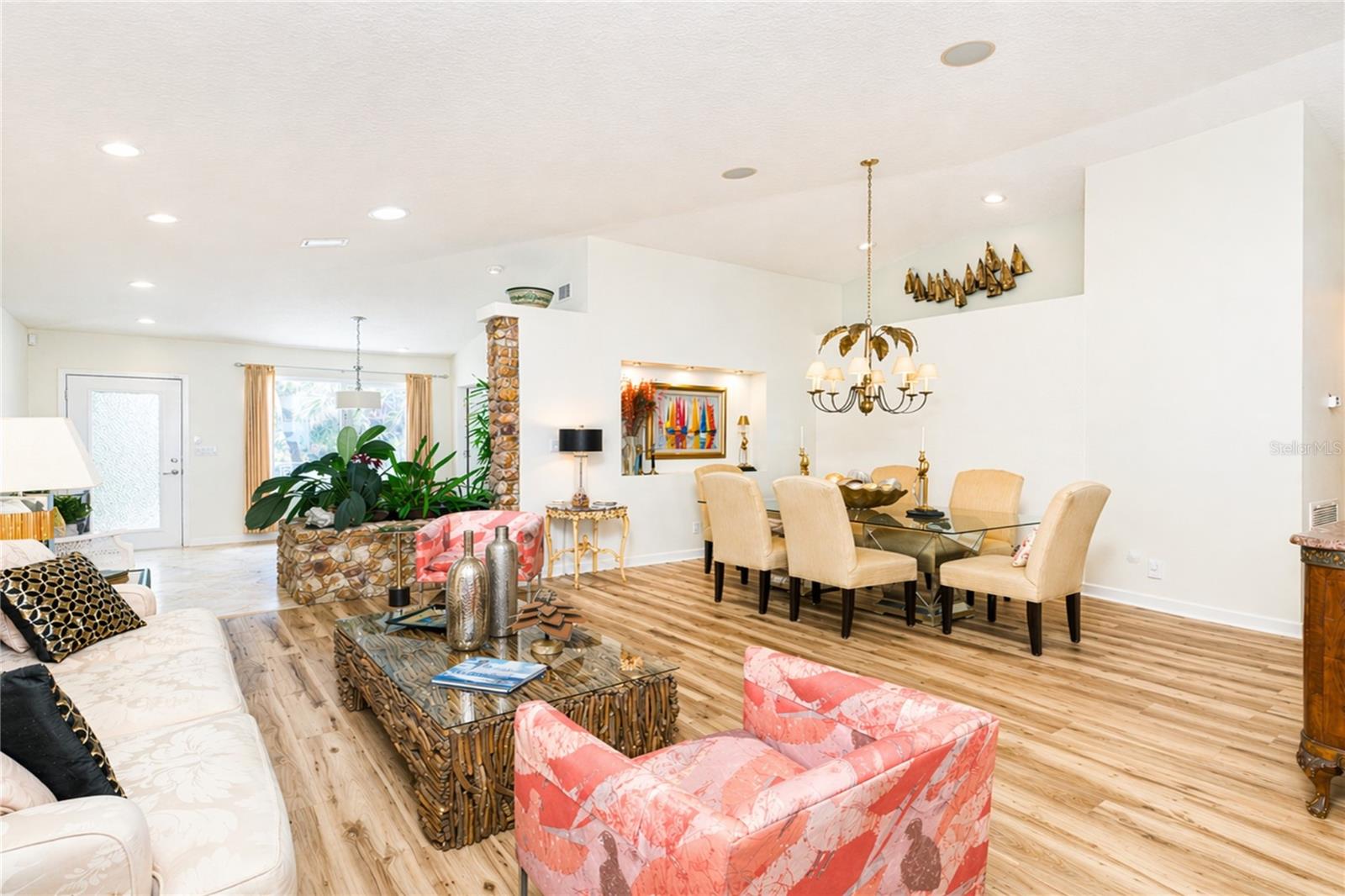 KAHNWAY HEIGHTS - Residential