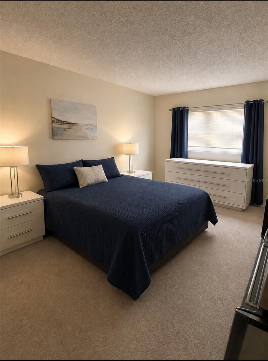 PATRICIAN OAKS - Residential