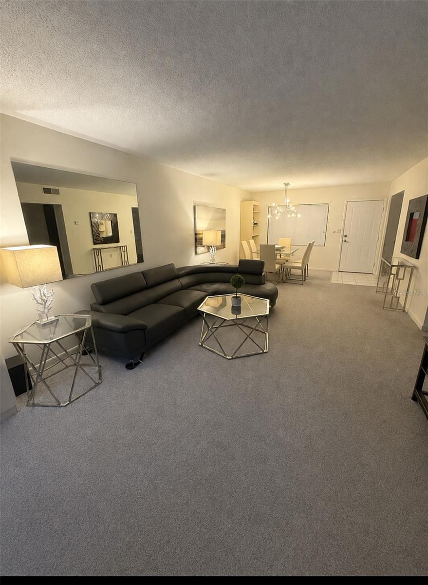 PATRICIAN OAKS - Residential