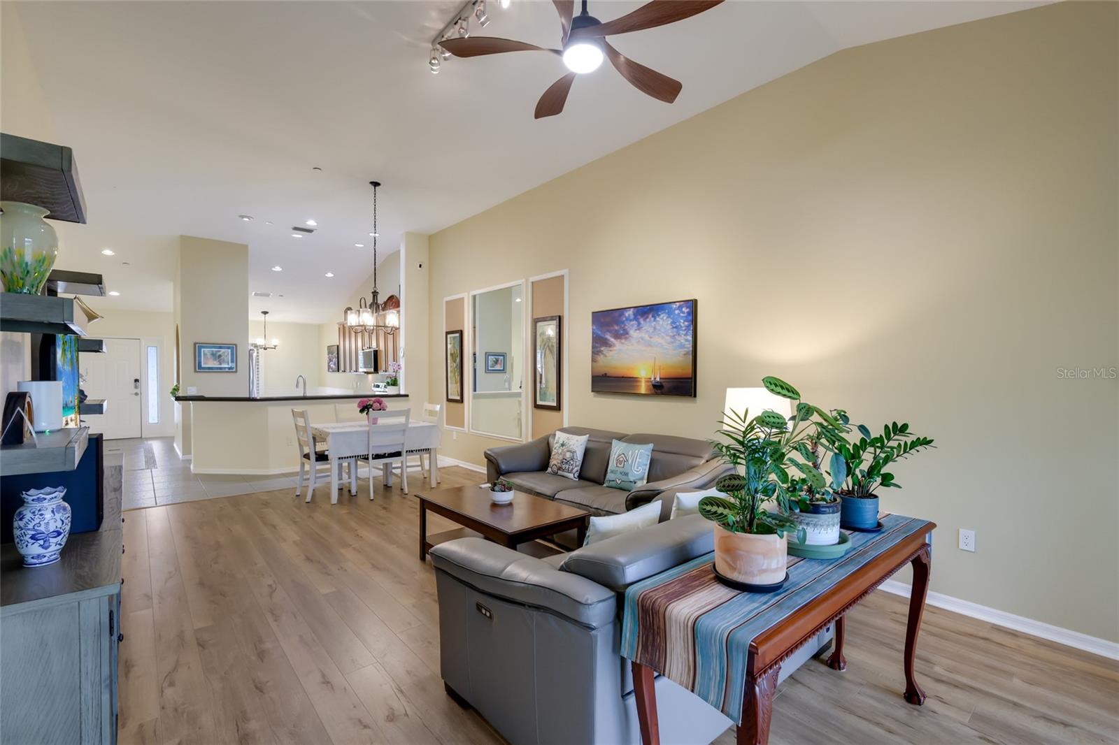 BOCA GROVE - Residential