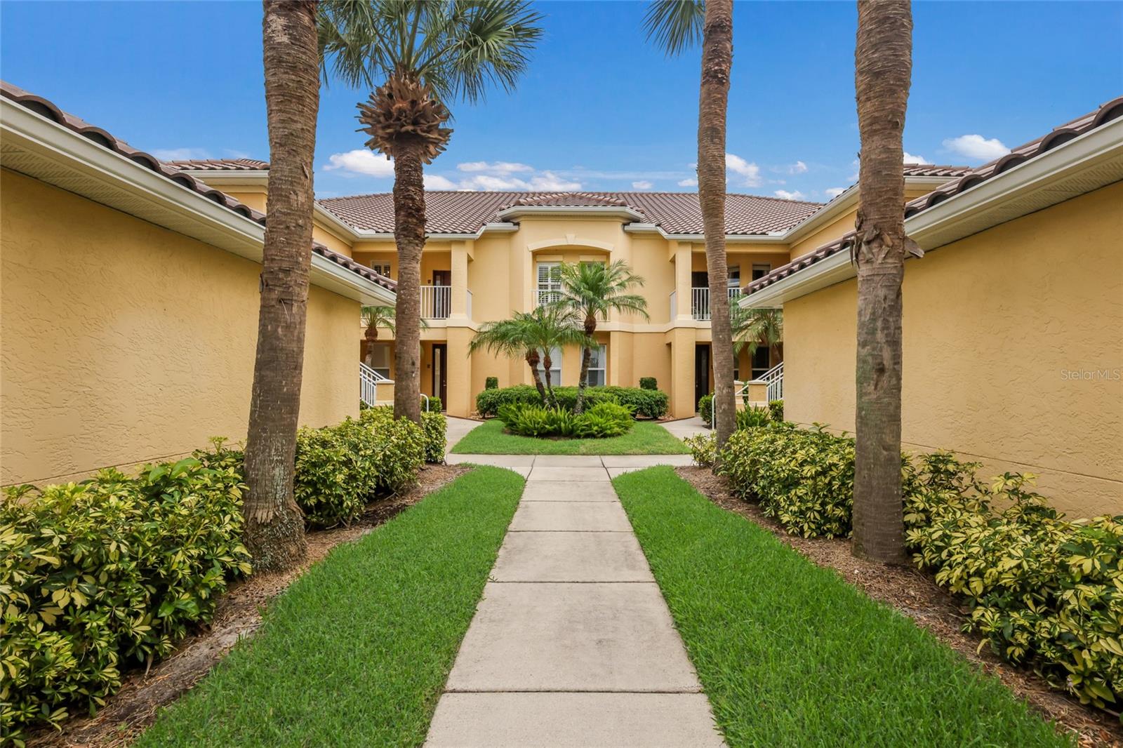 BOCA GROVE - Residential