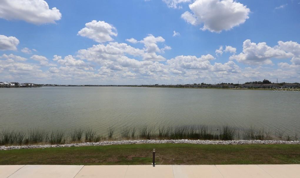 EMERALD LANDING AT WATERSIDE - Residential