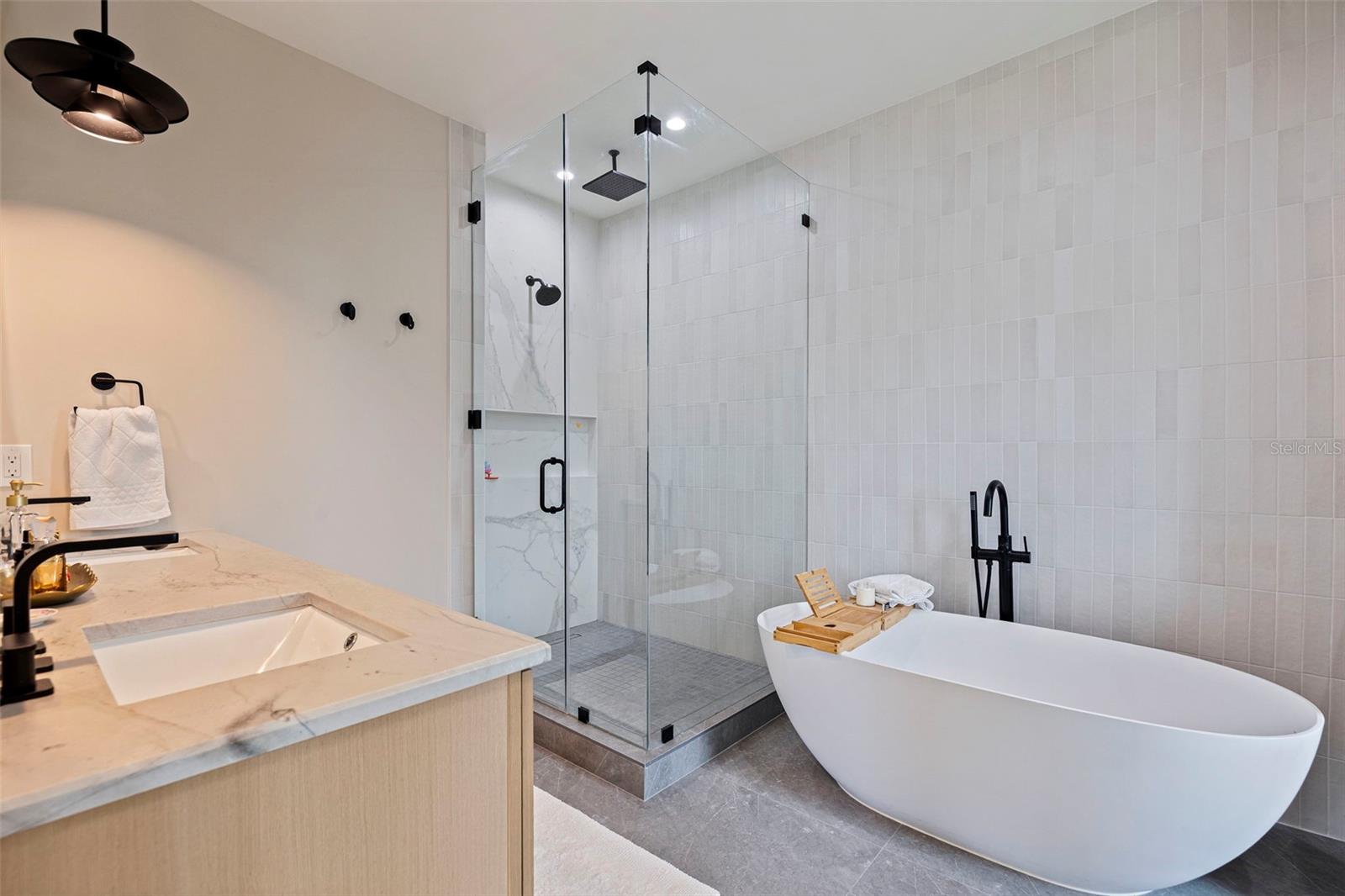 MUNRO & MC INTOSHS ADD - Residential