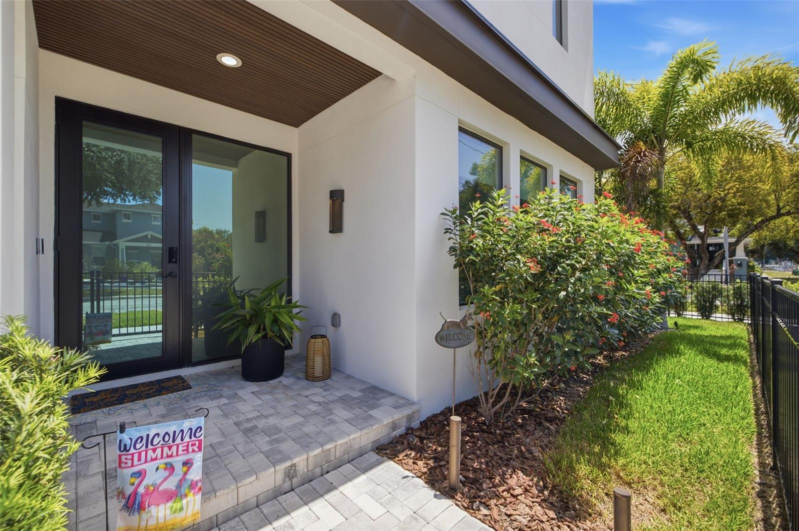 MUNRO & MC INTOSHS ADD - Residential