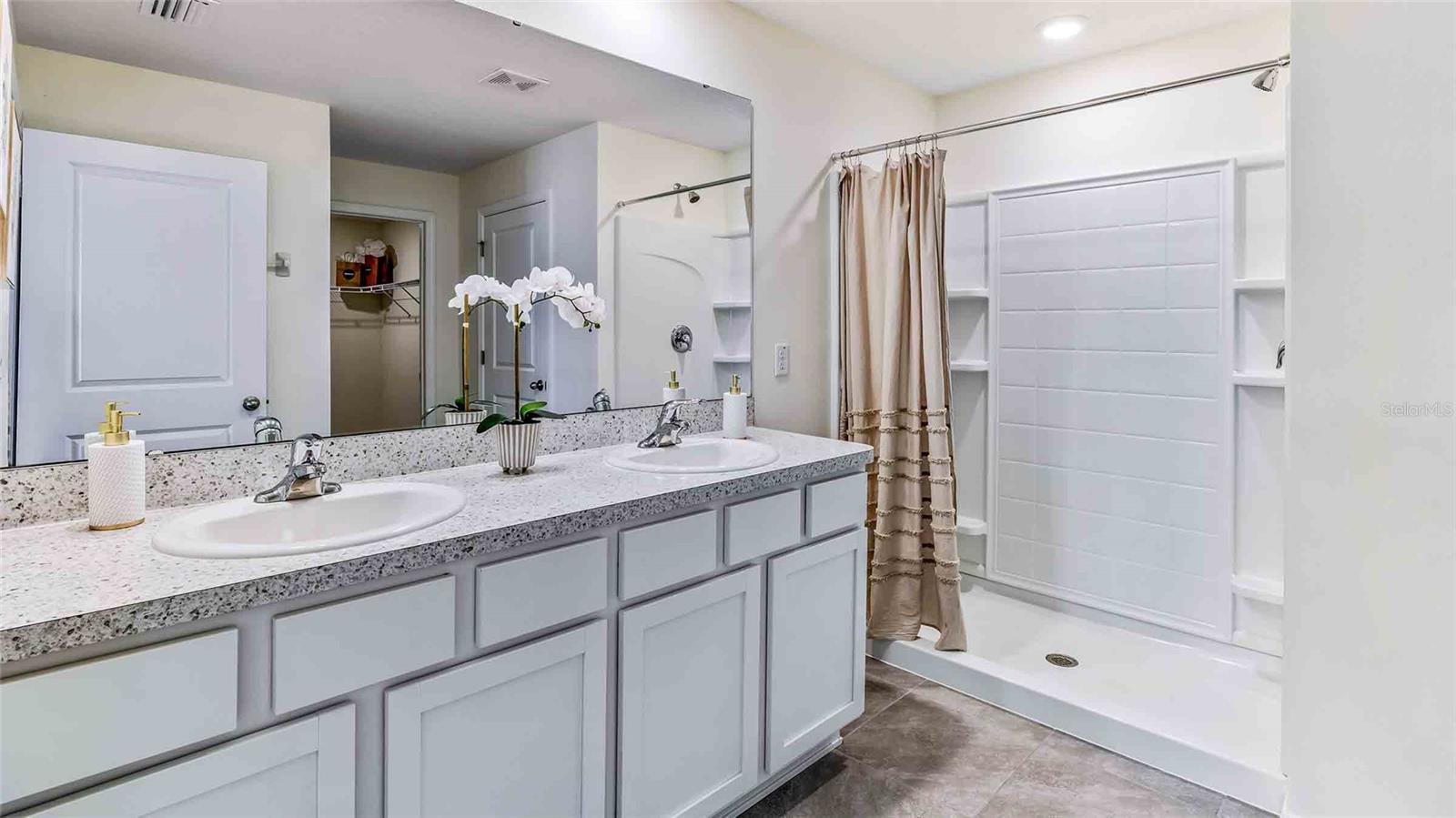 HIGHLAND TRAILS - Residential