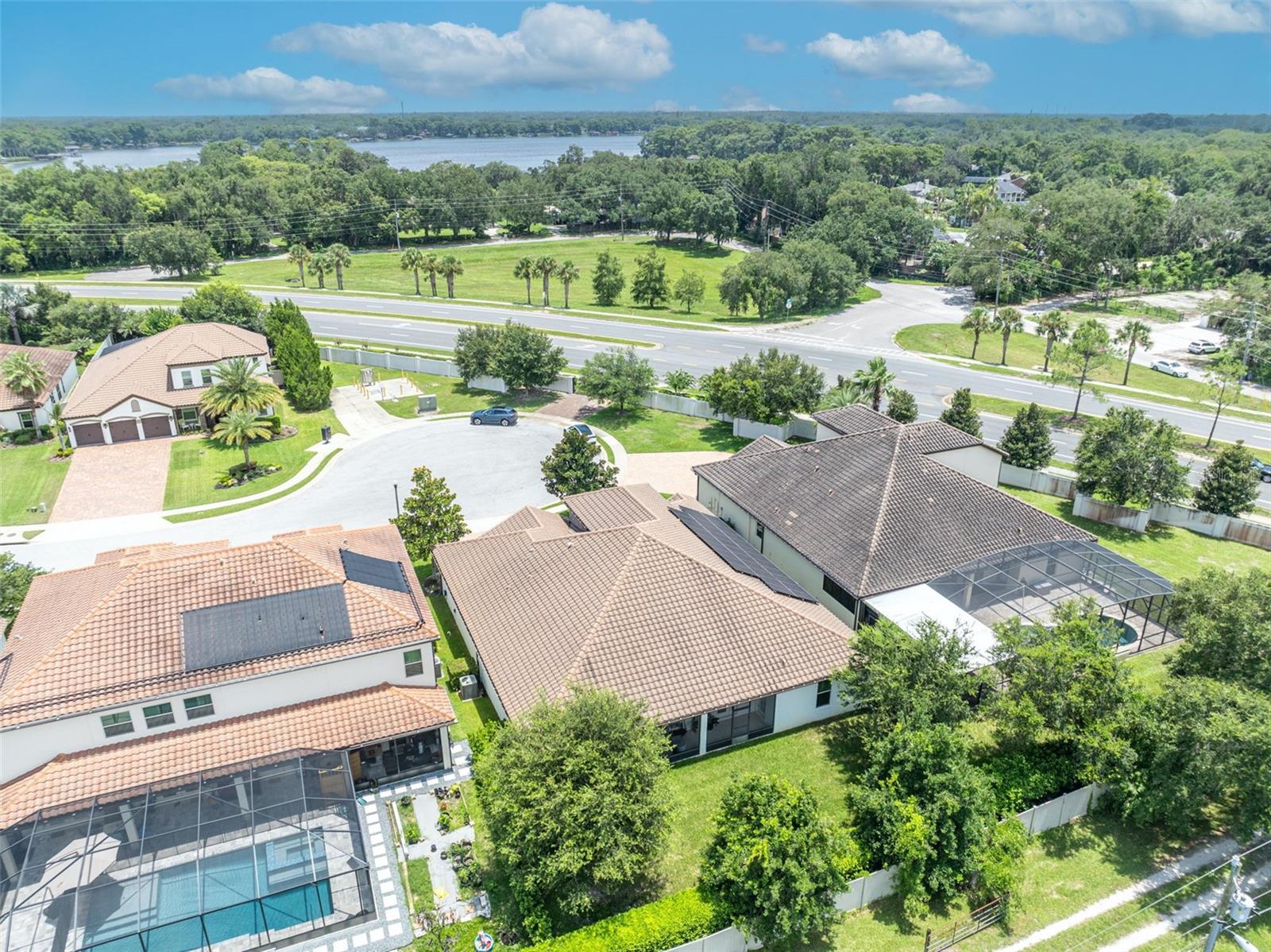 LAKESIDE ESTATES - Residential