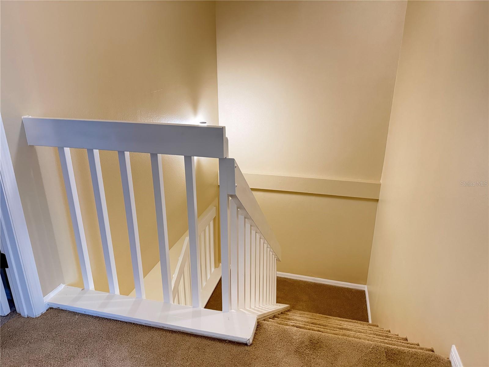 TOWNHOMES ROSEMONT GREEN - Residential Lease