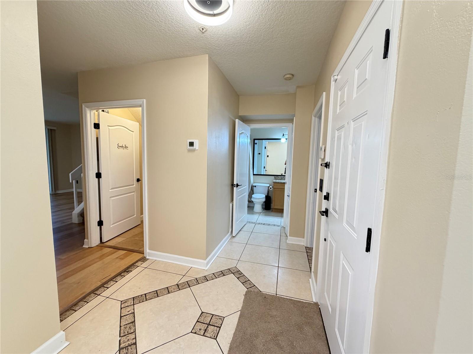 TOWNHOMES ROSEMONT GREEN - Residential Lease