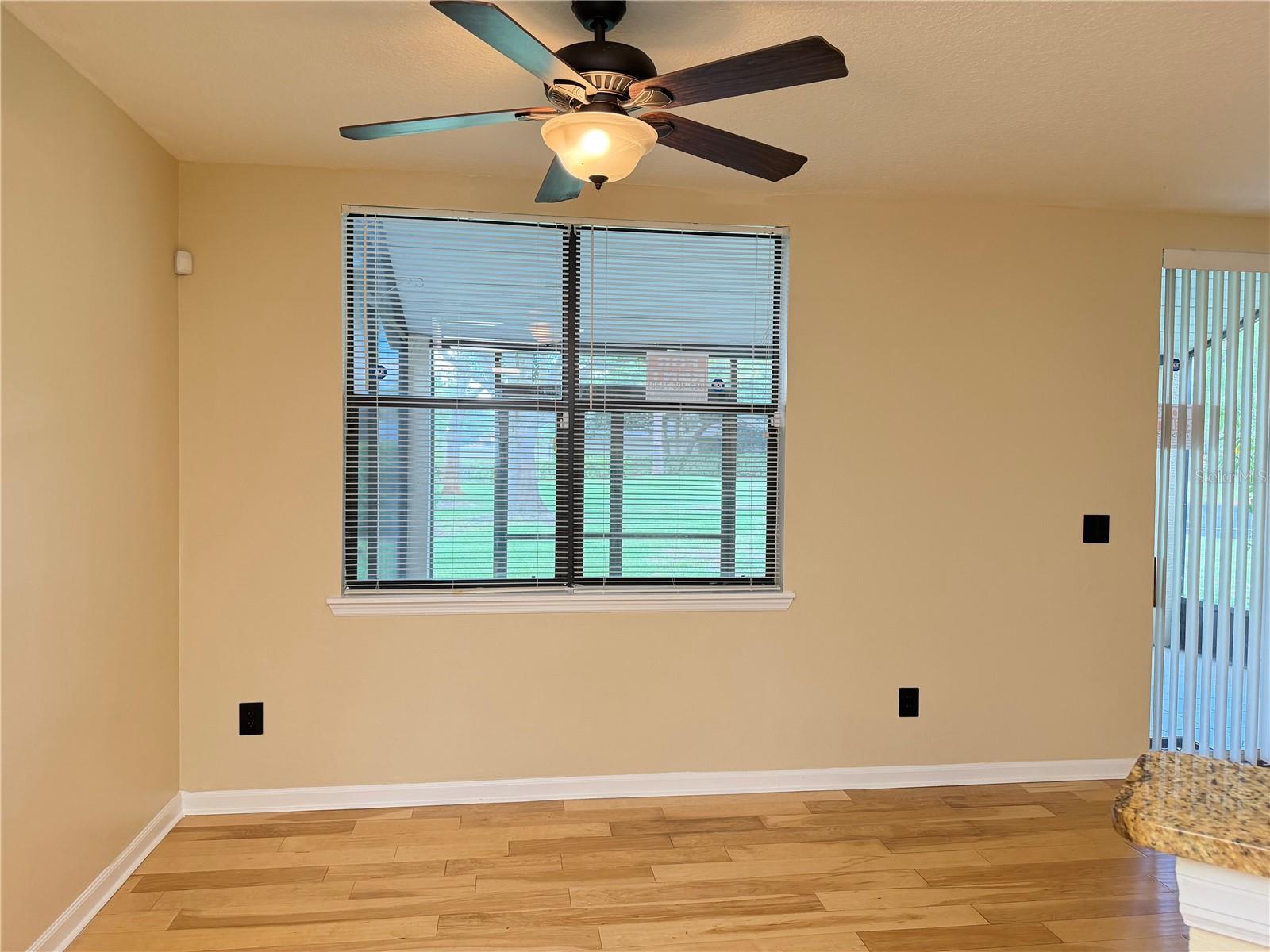 TOWNHOMES ROSEMONT GREEN - Residential Lease
