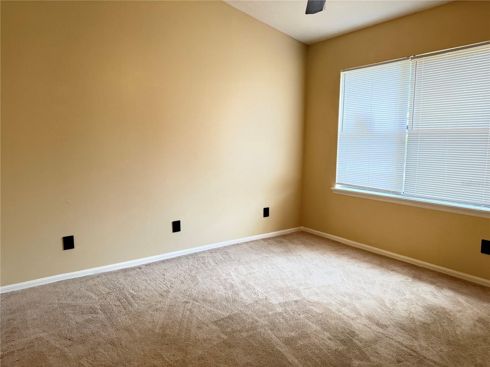 TOWNHOMES ROSEMONT GREEN - Residential Lease