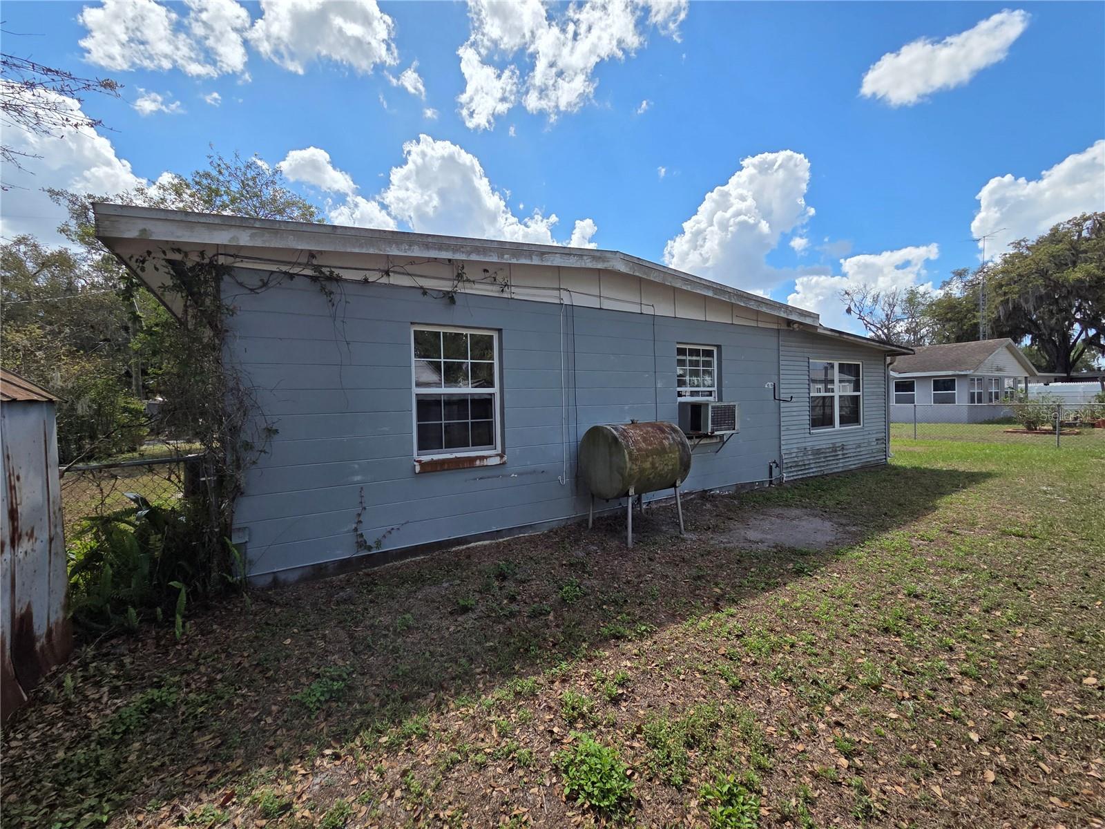 RICHLAND MANOR - Residential